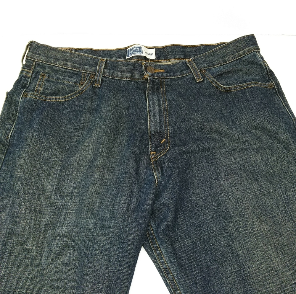 Men's SIGNATURE Straight

LEVI STRAUSS & CO. Jeans